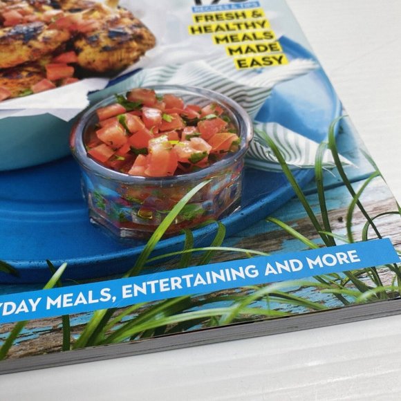 Weight Watchers Bundle The Complete Meal Cookbook Spring into Summer Paperback - Picture 15 of 16
